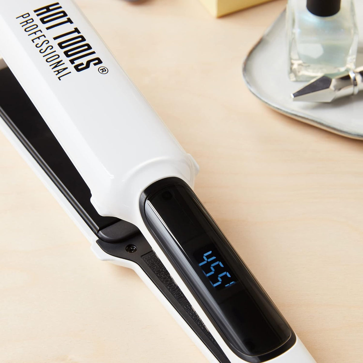 Hot Tools Pro Artist Nano Ceramic Flat Iron | 1.5"