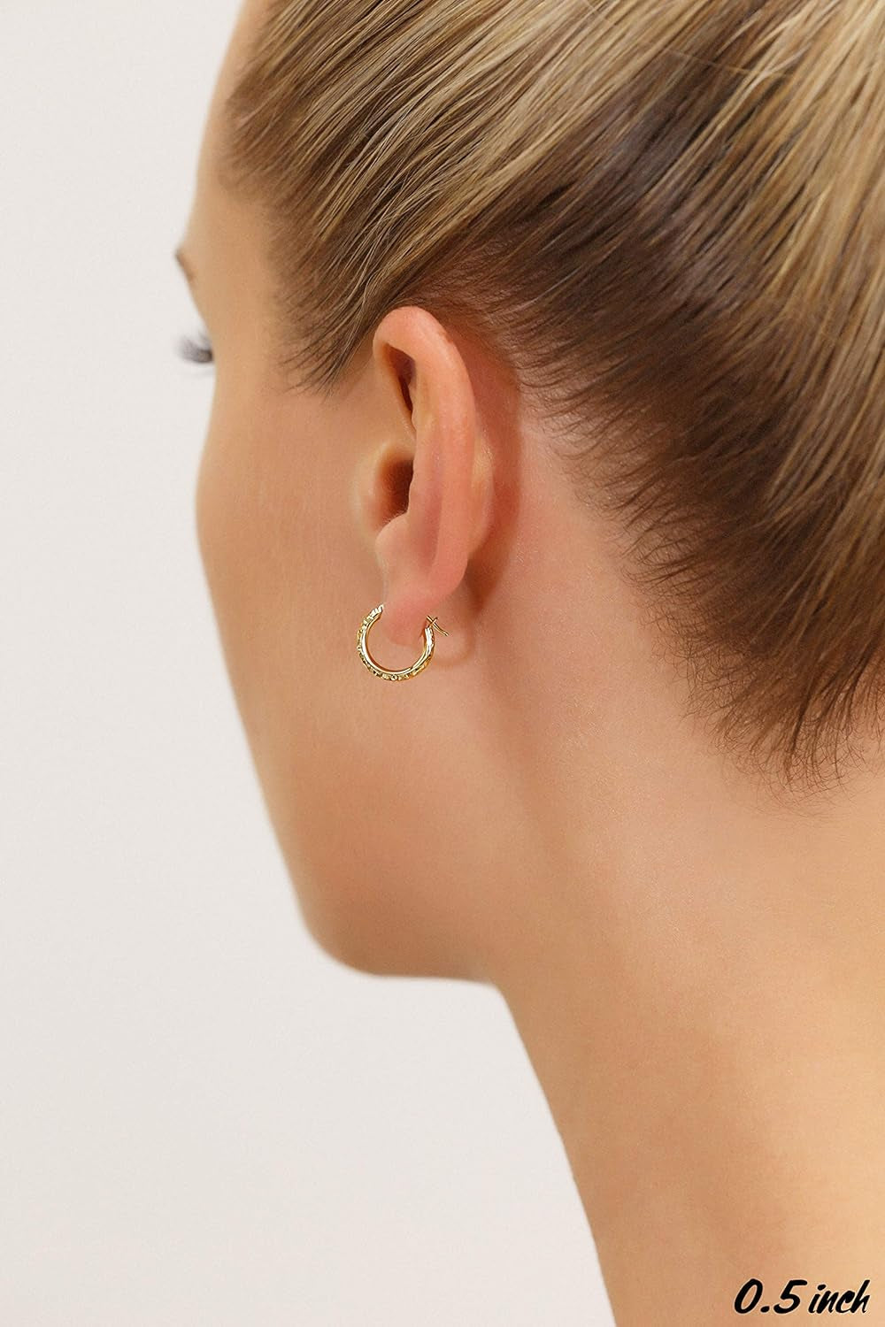 14K Gold Hand Engraved Diamond-Cut round Hoop Earrings, (0.5 Inch Diameter)