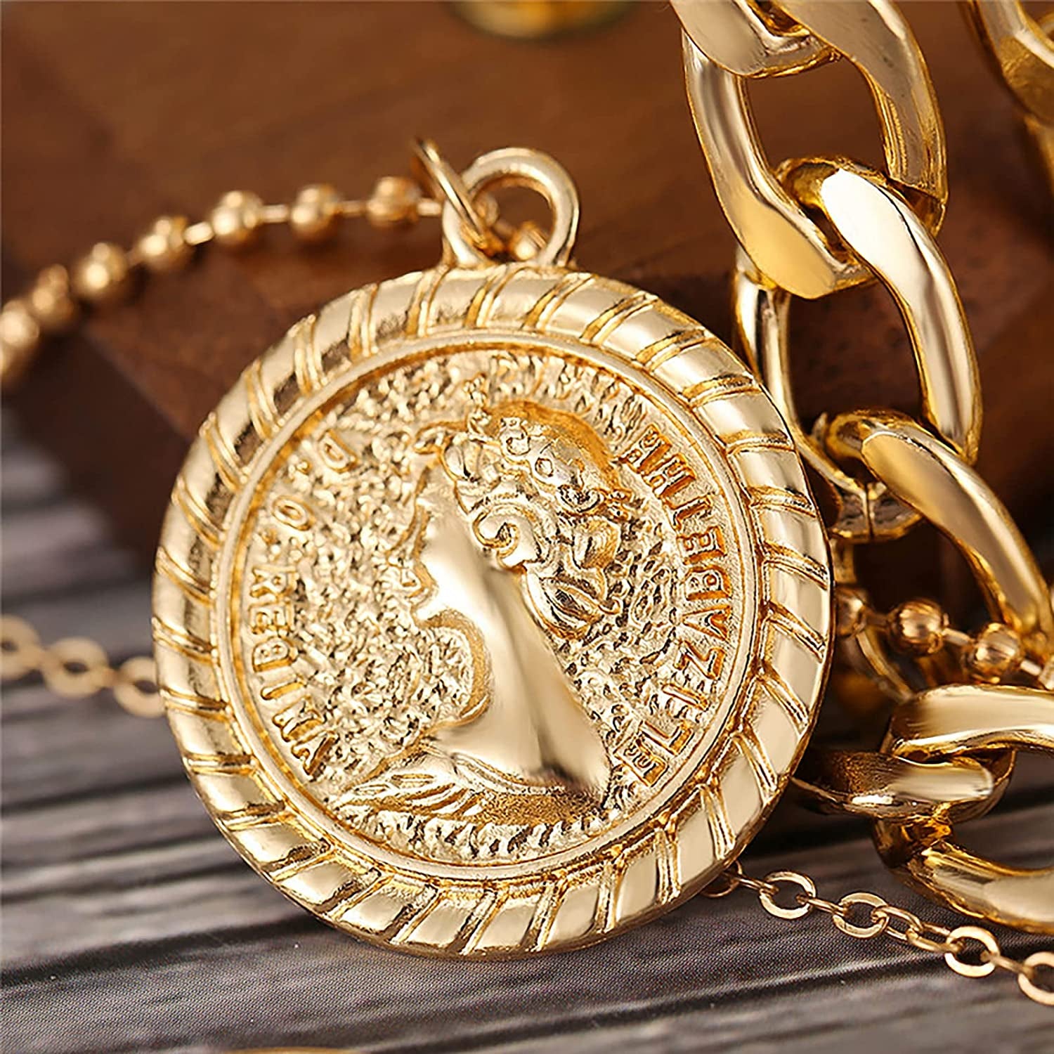 Mjartoria Gold Layered Necklaces for Women Trendy Retro Coin Pendant Gold Necklace Dainty Chunky Link Chain Choker Necklaces for Girls Jewelry Birthday Gifts