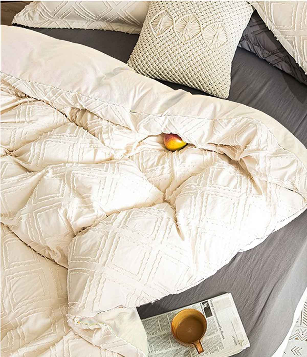 Queen Comforter Set Beige Tufted Jacquard Boho Geometry Soft Shabby Chic down Alternative Microfiber Bedding - All Season Duvet Modern Farmhouse Bed Sets Women Men Size 90 X90 3Pc Cream Tan