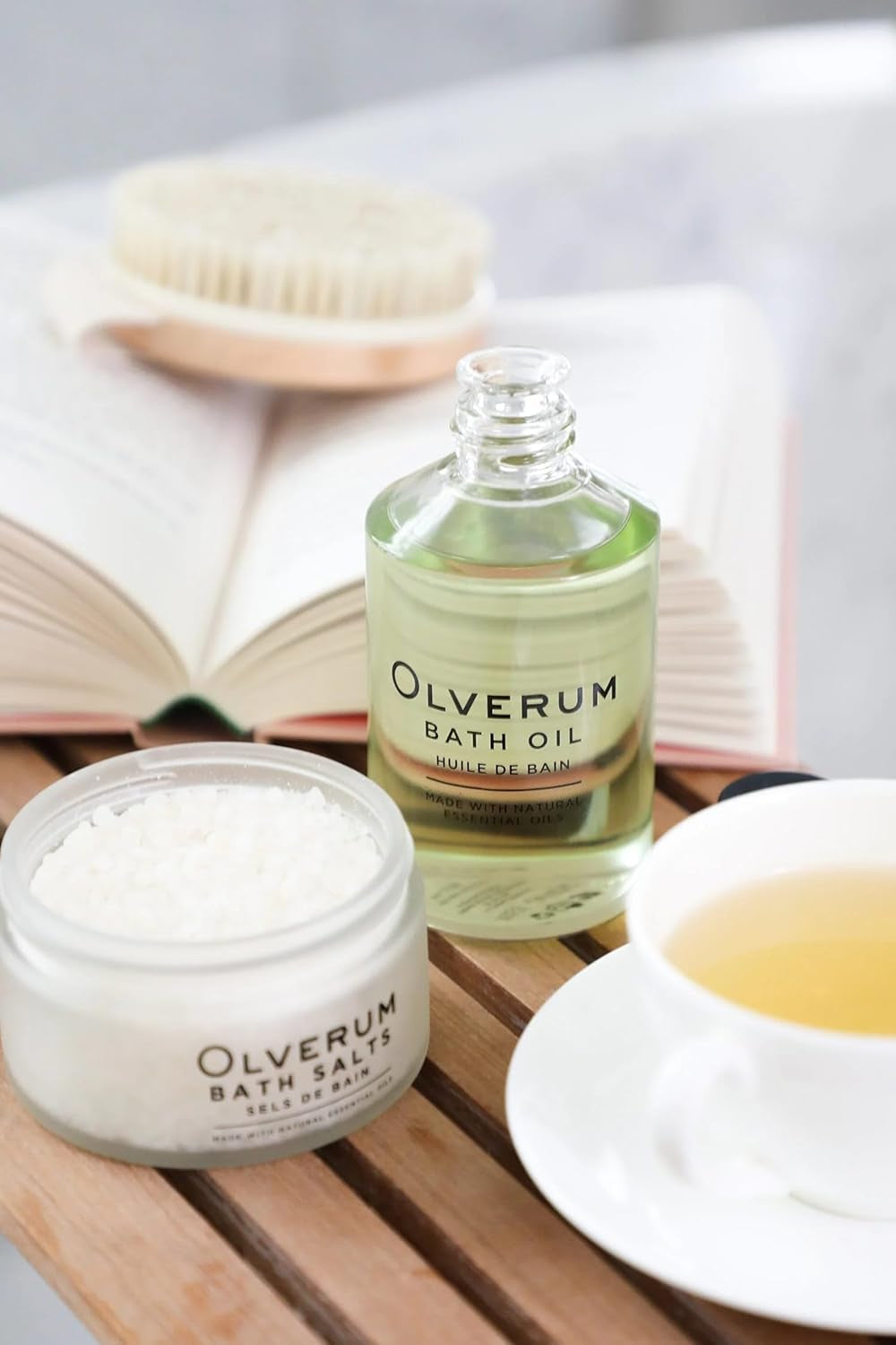 Olverum Bath Oil Luxury Aromatic Soak with Natural Essential Oils for Deep Relaxation 8.5 fl oz 250 ml