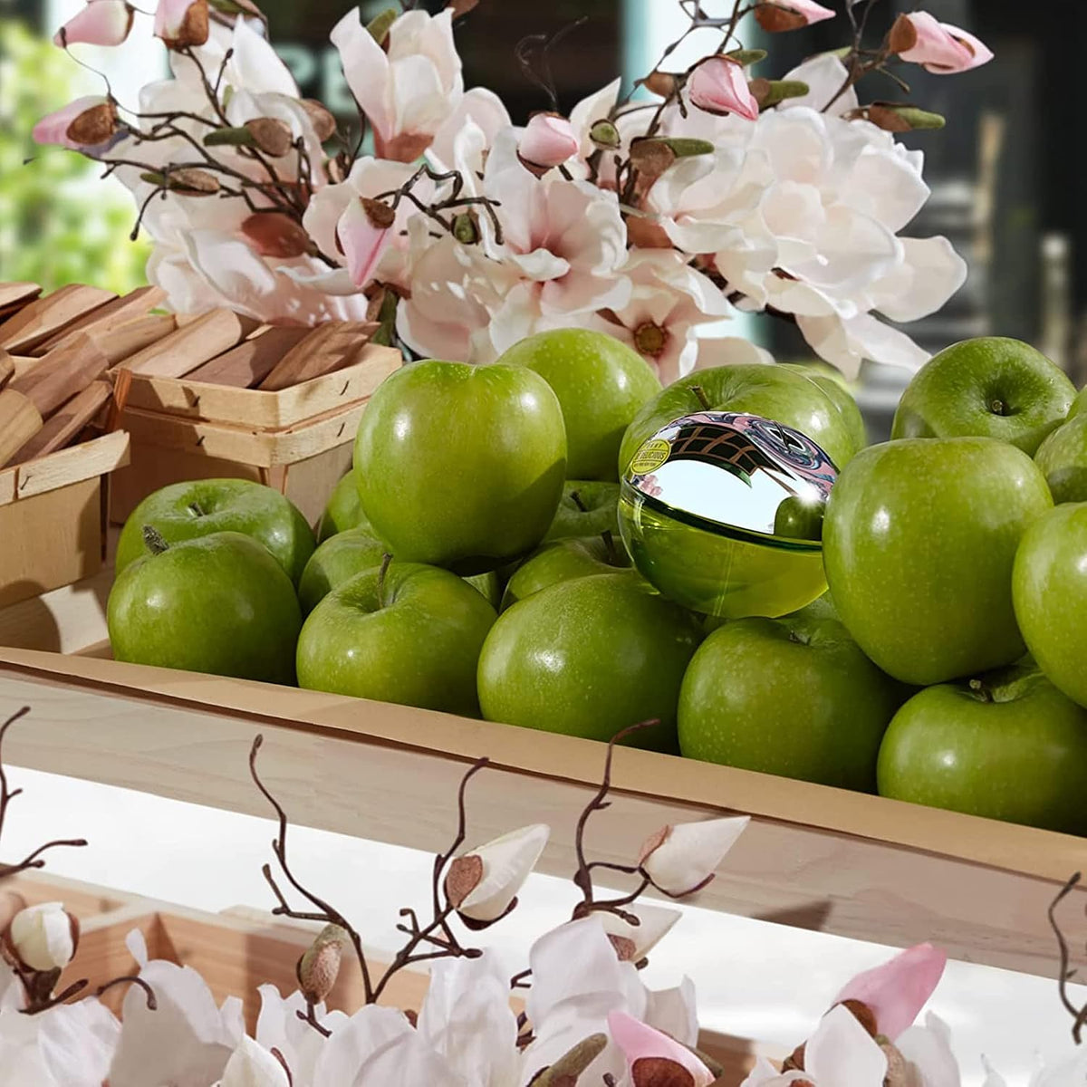 DKNY Be Delicious green apple and magnolia
