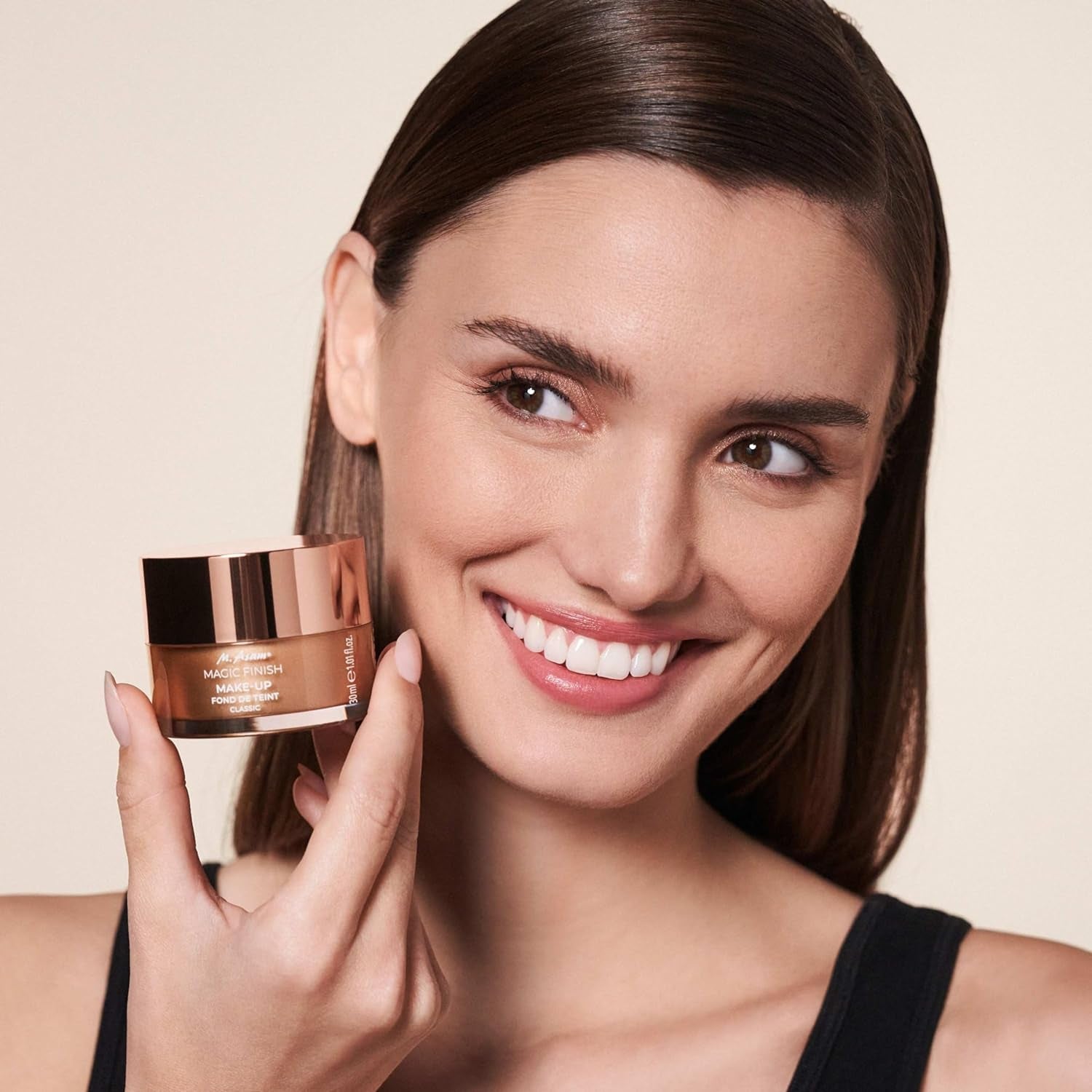 Magic Finish Make-Up Mousse (1.01 Fl Oz) – 4In1 Primer, Foundation, Concealer & Powder with Buildable Coverage, Hides Redness and Dark Spots, Vegan, for Light to Medium Skin Tones