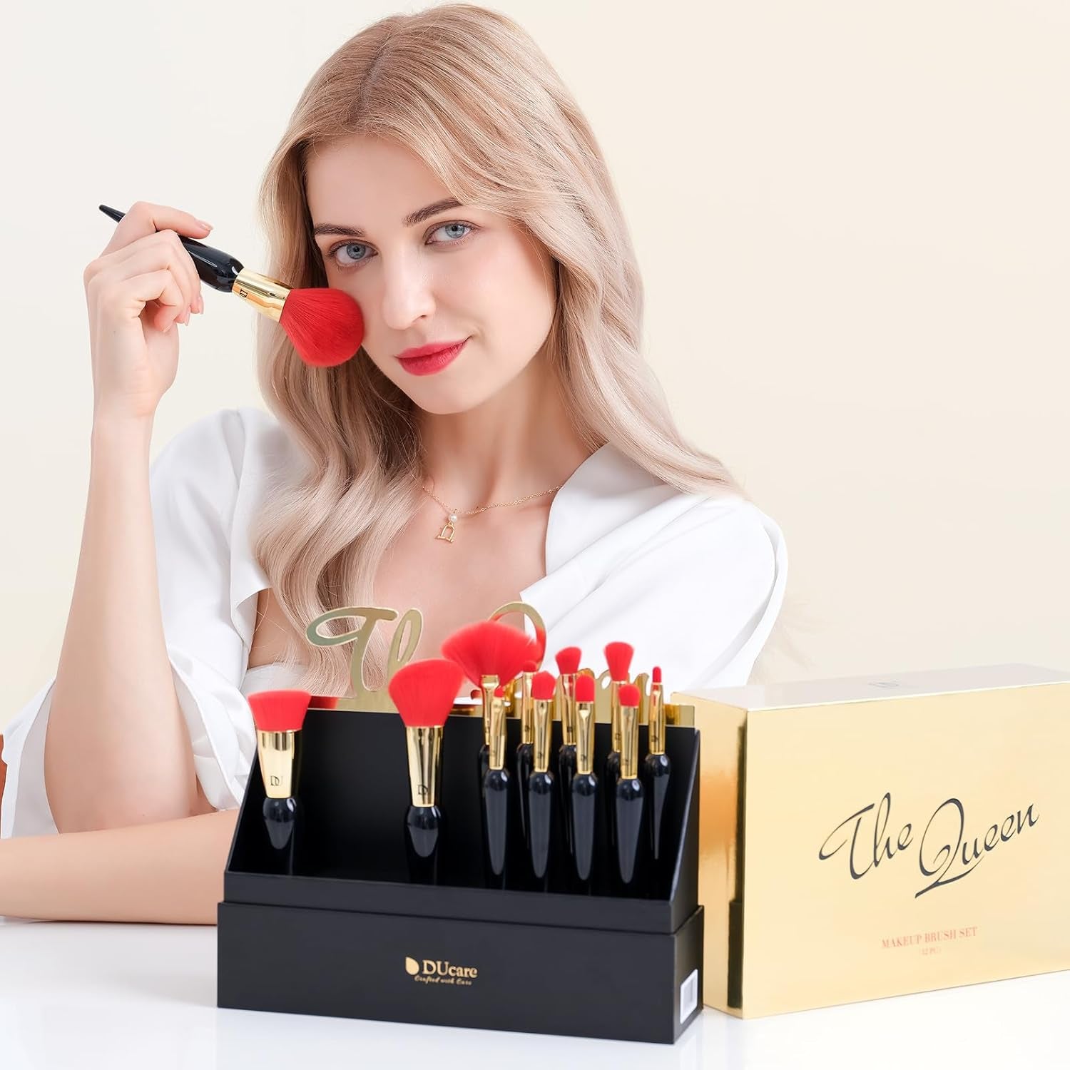 Makeup Brushes 12Pcs the Queen Series Makeup Brush Set Premium Gifts Kabuki Foundation Blending Face Powder Blush Concealers Eye Shadows Brushes