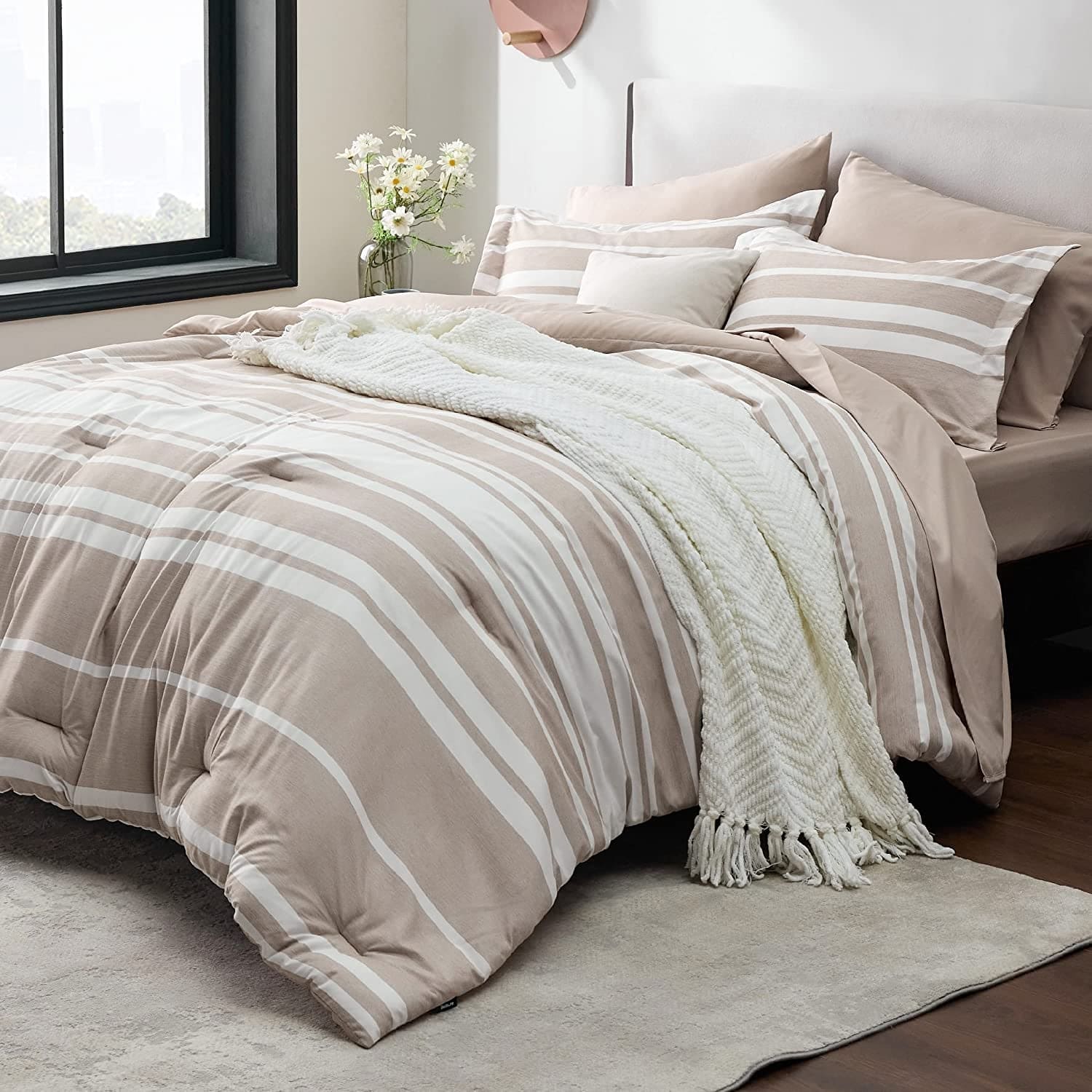 Bedsure Bed in a Bag Full Size 7 Pieces, Khaki White Striped Bedding Comforter Sets All Season Bed Set, 2 Pillow Shams, Flat Sheet, Fitted Sheet and 2 Pillowcases